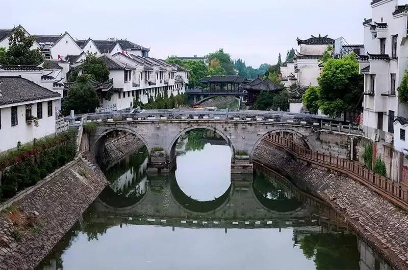 解疑问答平台父母不帮忙带孩子,夫妻两个人都上班怎么办?,专业回答你的疑问